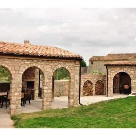 Castillo Eugenio * Sasamon