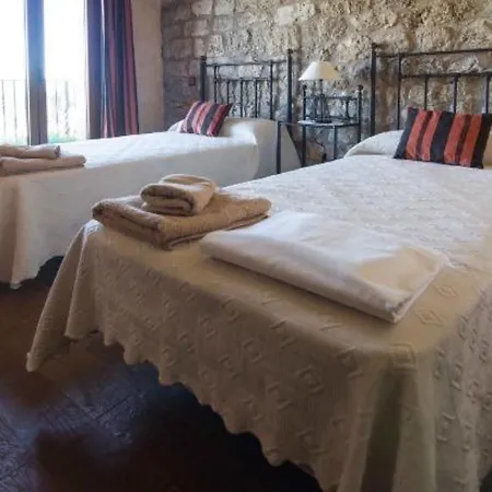 Castillo Eugenio 컨트리하우스 Sasamon